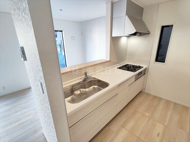 【キッチン】 | 富士見市水子第３２　全３棟　2号棟 | 会話が弾む対面キッチンです