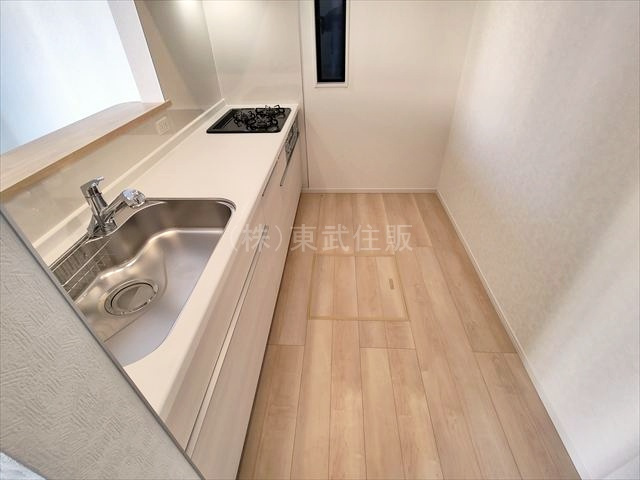 【キッチン】 | 富士見市水子第３２　全３棟　2号棟 | リビングが見渡せます