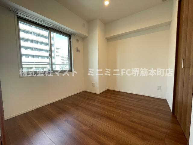 大阪市中央区内久宝寺町２丁目の賃貸マンションの洋室