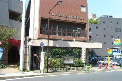 港区元麻布２丁目の賃貸マンションの周辺|麻布図書館まで779m 