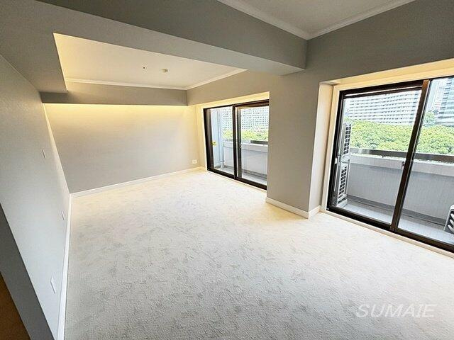 港区元赤坂１丁目の賃貸マンションのロビー|12.9帖の納戸です☆ 