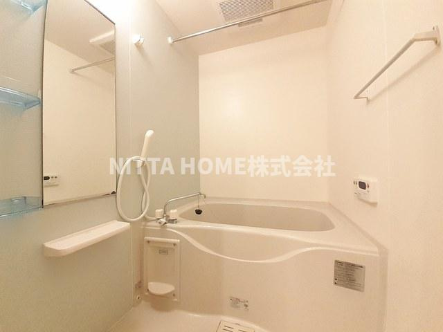 おおらいハイムの浴室|追い焚きや浴室乾燥機能が付いています◎