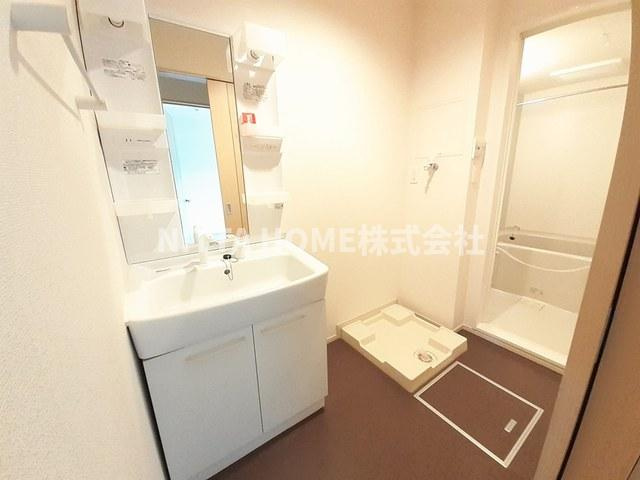 おおらいハイムの洗面所|独立洗髪洗面台になります＊