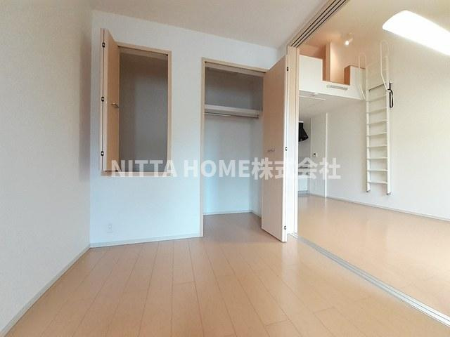 おおらいハイムの内装|５．４帖の洋室です＊独立した６帖の洋室もあります◎