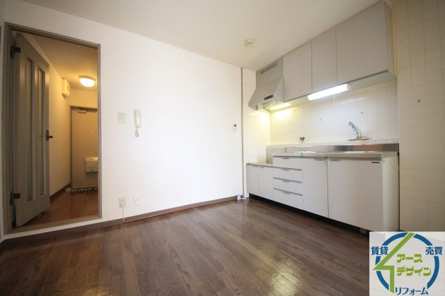 ファミリーパレスBの居間・リビング|※類似部屋