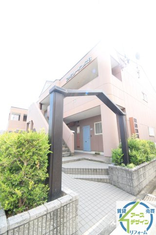 ファミリーパレスBの外観