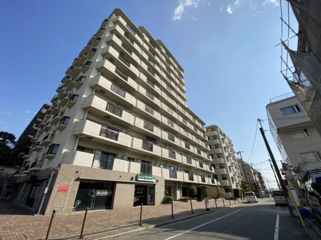芦屋パインクレストの外観