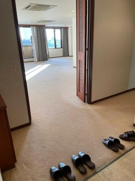 港区六本木５丁目の賃貸マンションのロビー| 