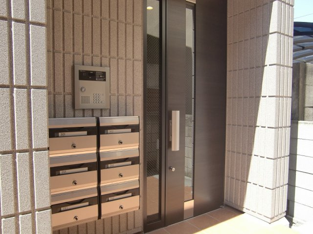 サンタルム千駄木のエントランス