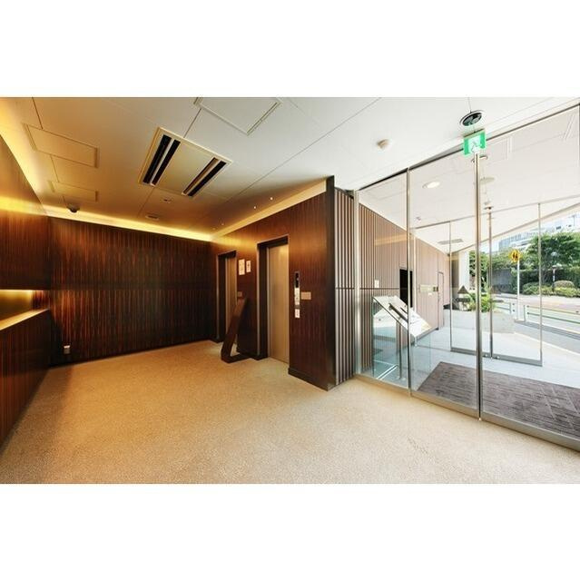 港区三田４丁目の賃貸マンションのロビー| 