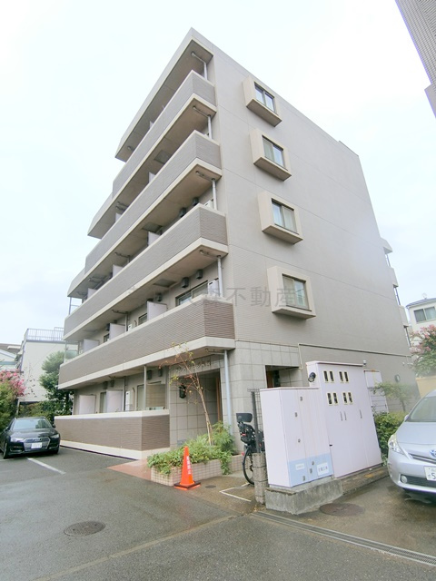 プレステージ桜坂の外観