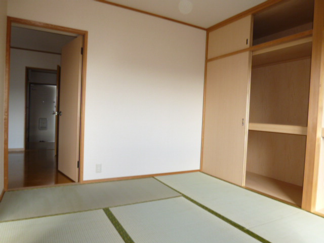 メゾンエトワールの和室