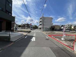 【前面道路含む現地写真】 | 南区三吉町四丁目　売地 | 前面道路