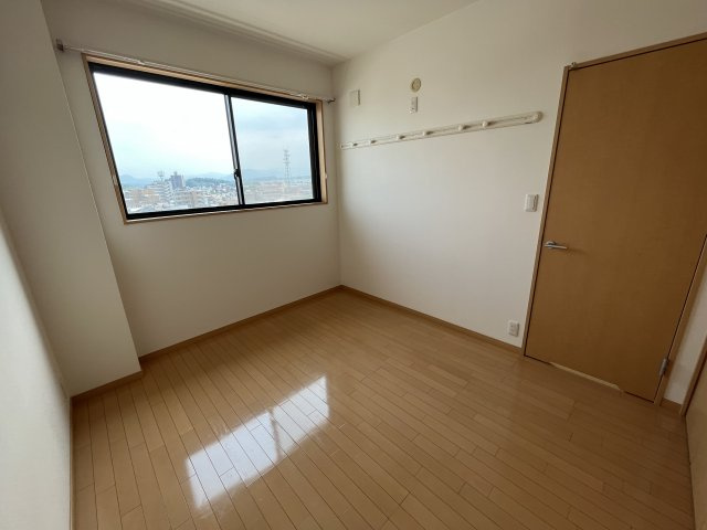 アルテマイスター大工町の洋室