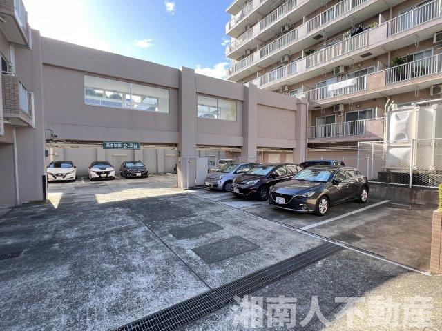 ヴェルアージュ湘南台の駐車場|駐車場があります