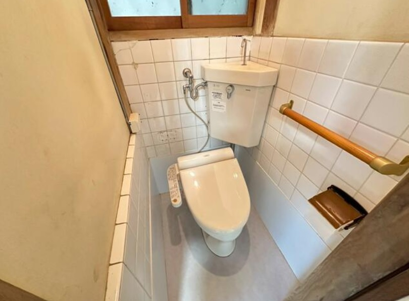 中道５丁目　中古戸建　収益のトイレ