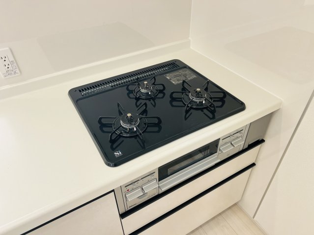 知多市八幡深山口50番60『仲介手数料無料』新築戸建てのキッチン