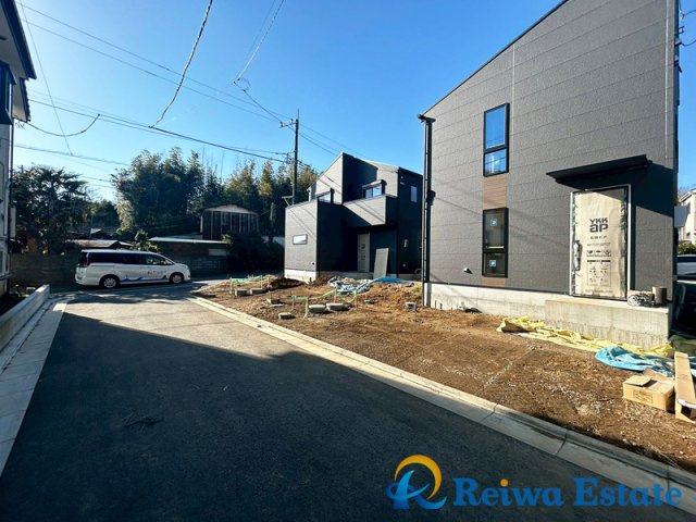 新築戸建　茅ヶ崎市堤の前面道路含む現地写真