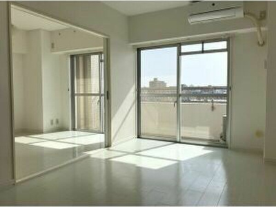 【居間・リビング】 | ロワールレジデンスII