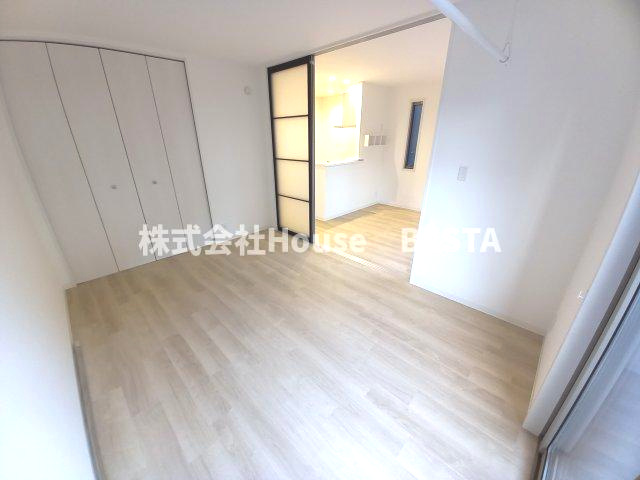 ハーバーコート神戸の洋室