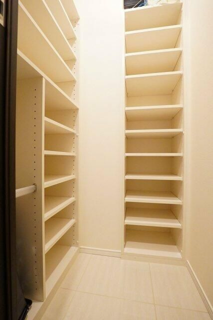 ドゥ・トゥール　イースト棟の収納