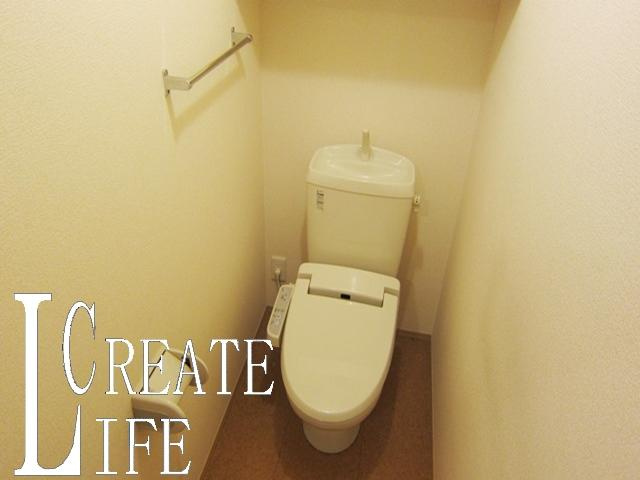 クレール　(笹目６)のトイレ|別号室の参考写真です。