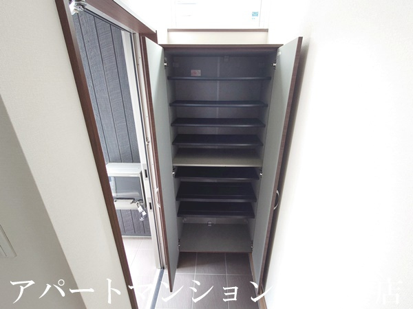 リトルオリーブの玄関