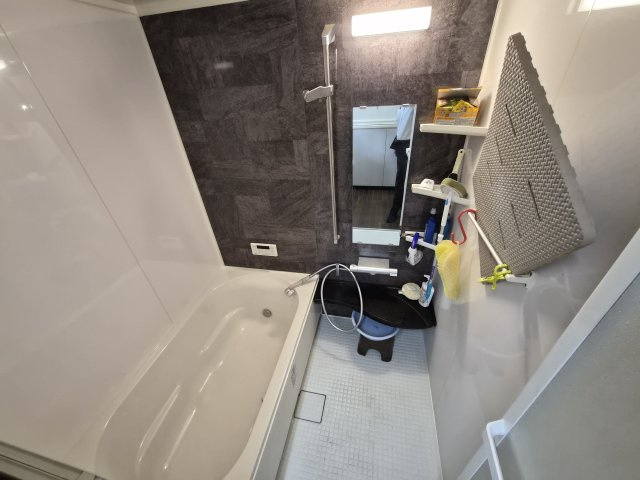 角柄　住居付き倉庫　　の浴室
