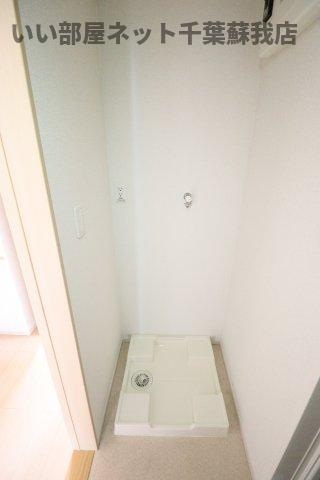 カーサ・ドルミーレⅡの洗面所|明るい洗面所です
