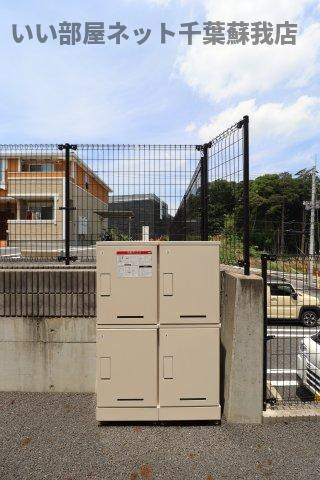 カーサ・ドルミーレⅡのエントランス|宅配ボックスがあると、自分の時間を有効活用できますね！