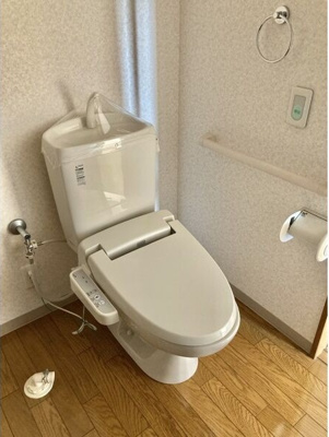 【トイレ】 | フロンティア