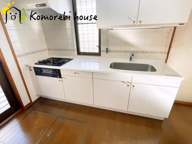 白岡市新白岡　中古一戸建てのキッチン|お料理しやすいキッチンです