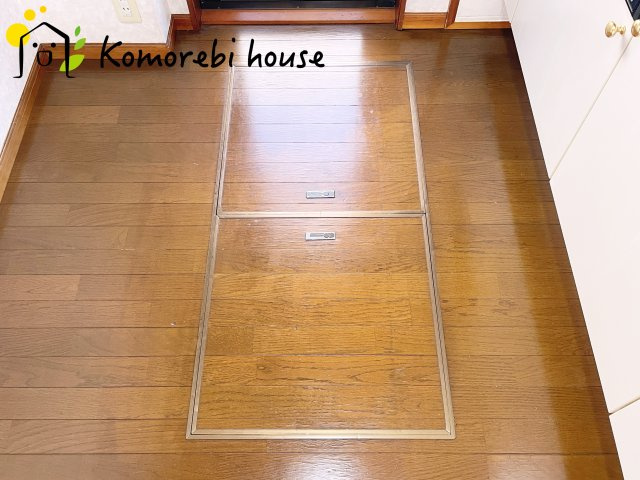 白岡市新白岡　中古一戸建ての内装|床下収納です