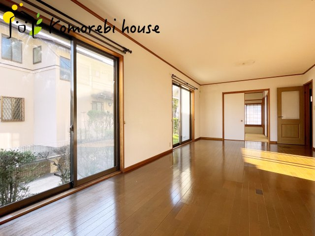 白岡市新白岡　中古一戸建ての居間・リビング|おしゃれなリビングです