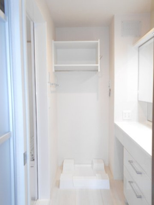 【洗面所】 | ソフィア | ゆったりとスペースのある洗面所