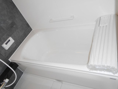 【浴室】 | ソフィア | 落ち着いた空間のお風呂です