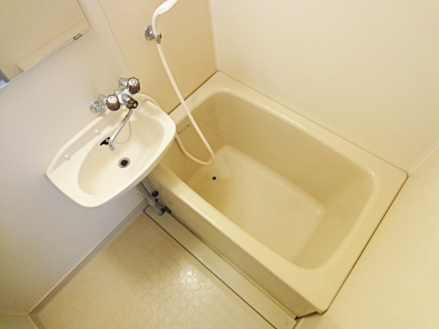 ヴィゴーラス宝塚の浴室|日々の暮らしに欠かせないお風呂です