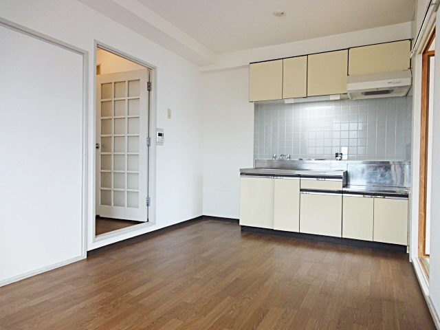 ヴィゴーラス宝塚の居間・リビング|ゆったり過ごせるリビングです