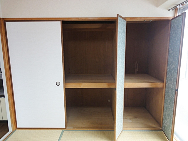 ヴィゴーラス宝塚の収納|こまごまとしたものを収納できそうですね