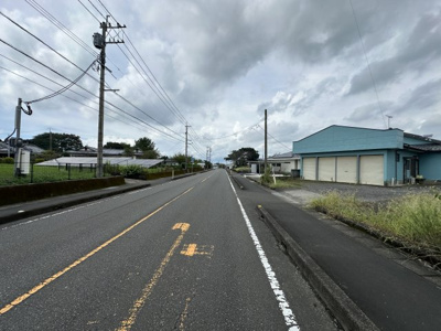 【前面道路含む現地写真】 | 安久町 275万円