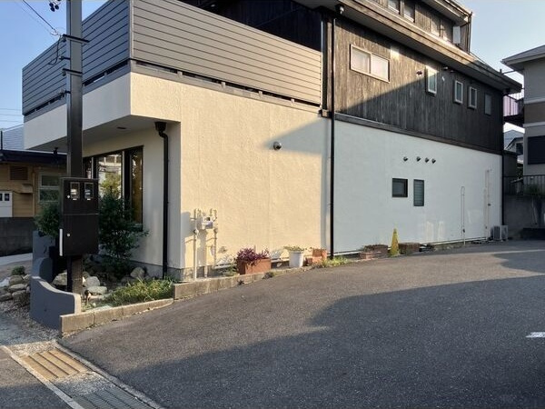 大府市江端町貸店舗の外観