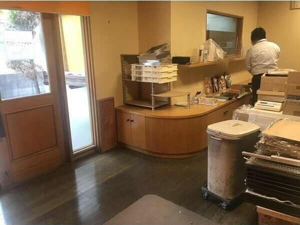 大府市江端町貸店舗の内装
