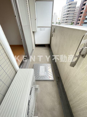 【バルコニー】 | スカイコートヴィーダ五反田ウエスト | バルコニーからの眺めを楽しみながら食事をしませんか