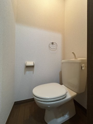 エステート秋山のトイレ