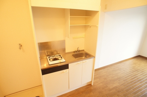 エステート秋山のキッチン