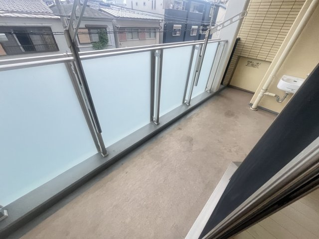 ライオンズ六甲道記田町のバルコニー
