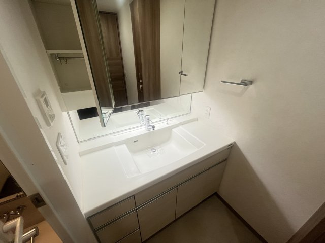 ライオンズ六甲道記田町の洗面所