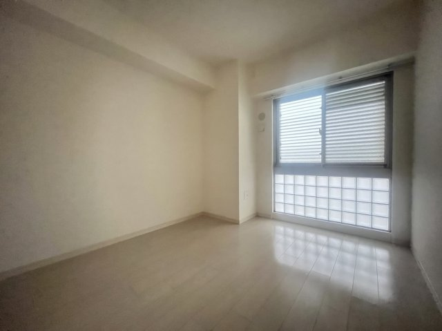 ライオンズ六甲道記田町の居間・リビング