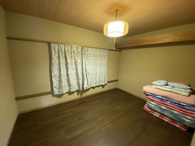 伊豆エメラルドタウン(函南町) の洋室