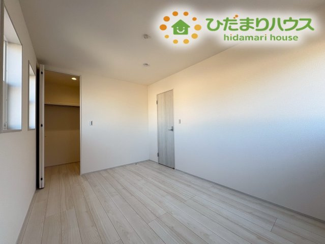 深谷市上柴町西第5　新築一戸建て　リーブルガーデン　01の寝室